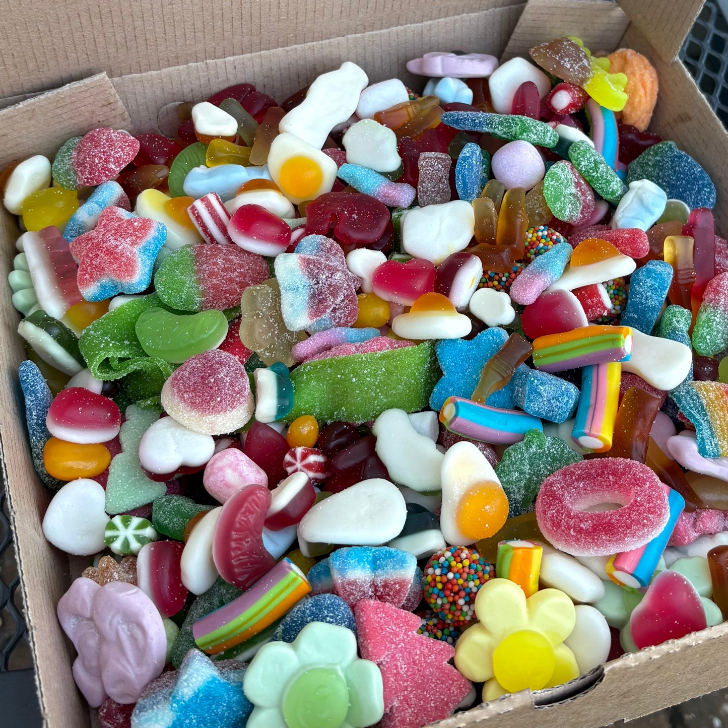 Standard Sweet Box