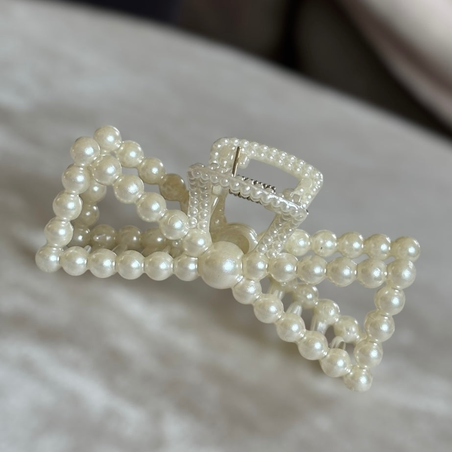 Pearl Claw Clips